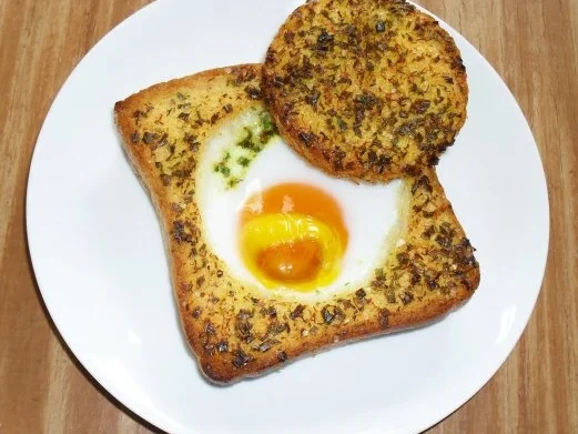 Ei im Kräutertoast - Rezept - Bild Nr. 2