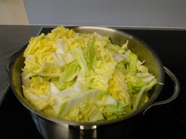 Rollbraten gefüllt mit Zwiebeln und Knoblauch bei NT - Rezept - Bild Nr. 3