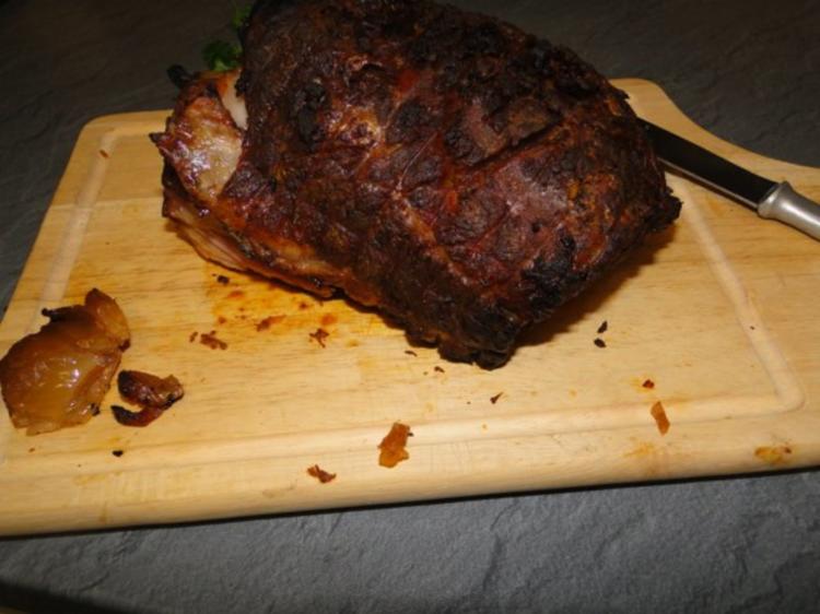 Rollbraten gefüllt mit Zwiebeln und Knoblauch bei NT - einfach - 119 ...