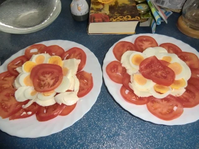 Tomate - Mozzarella mit Ei - Rezept - Bild Nr. 3