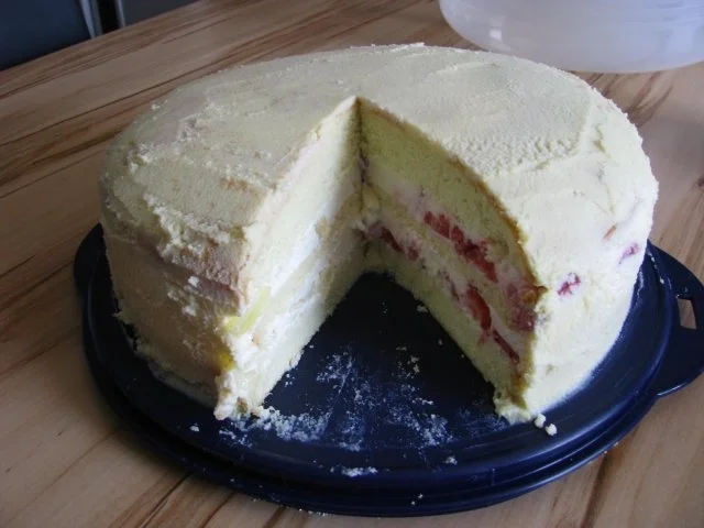 Rezept: Familientorte mit Biskiutboden Familientorte mit Biskiutboden - Rezept