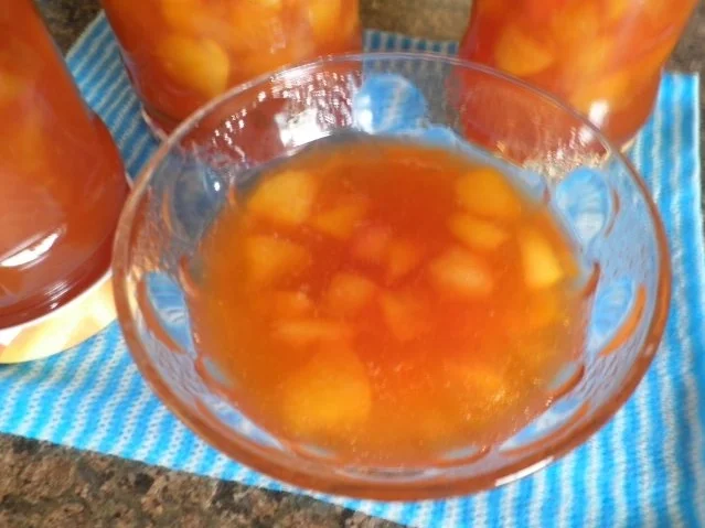 Beschwipste Pfirsich - Konfitüre ... - Rezept - Bild Nr. 2