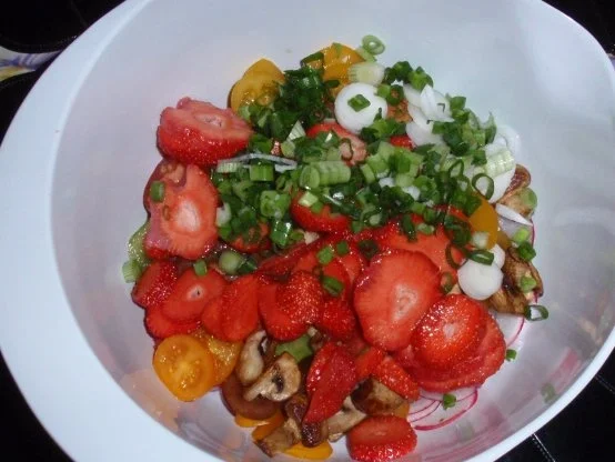 Rezept: Bunter Sommersalat Bild Nr. 15 Bunter Sommersalat - Rezept - Bild Nr. 15