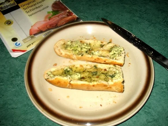 Rezept: Snack/Brot - Rührei-Schinken-Baguette Bild Nr. 8 Snack/Brot - Rührei-Schinken-Baguette - Rezept - Bild Nr. 8