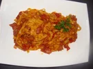 Nudeln :-Tagliatelle in Kochschinken-Tomatenragout - Rezept