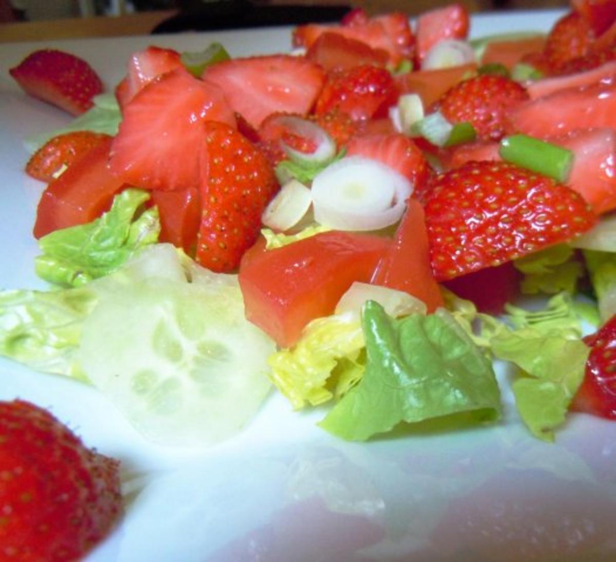 Fruchtig-scharfer Salat mit Ziegenkäse - Rezept - Bild Nr. 6