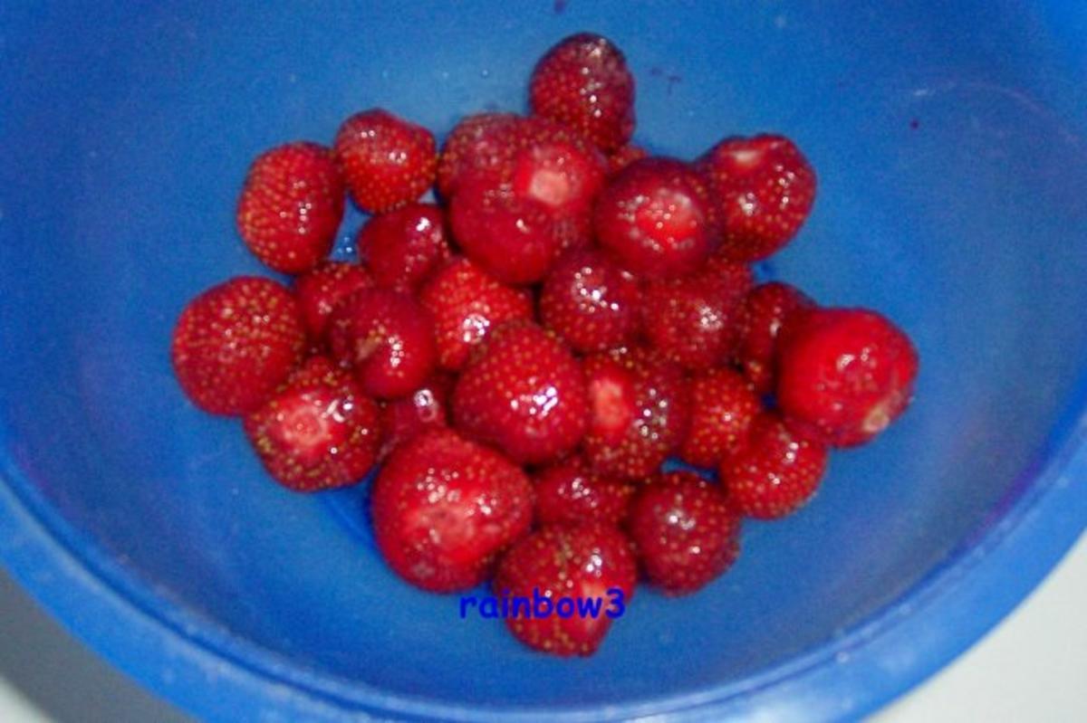 Backen: Erdbeer-Quark-Torte - Rezept - Bild Nr. 3