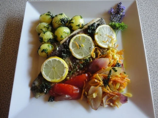 Bach Forelle im Gemüse Nest - Rezept