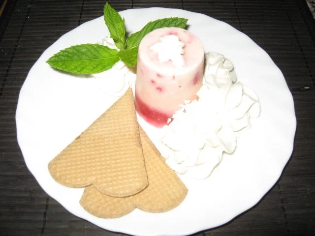 Himbeereis-Törtchen - oder "Eis am Stiel" - Rezept - Bild Nr. 2