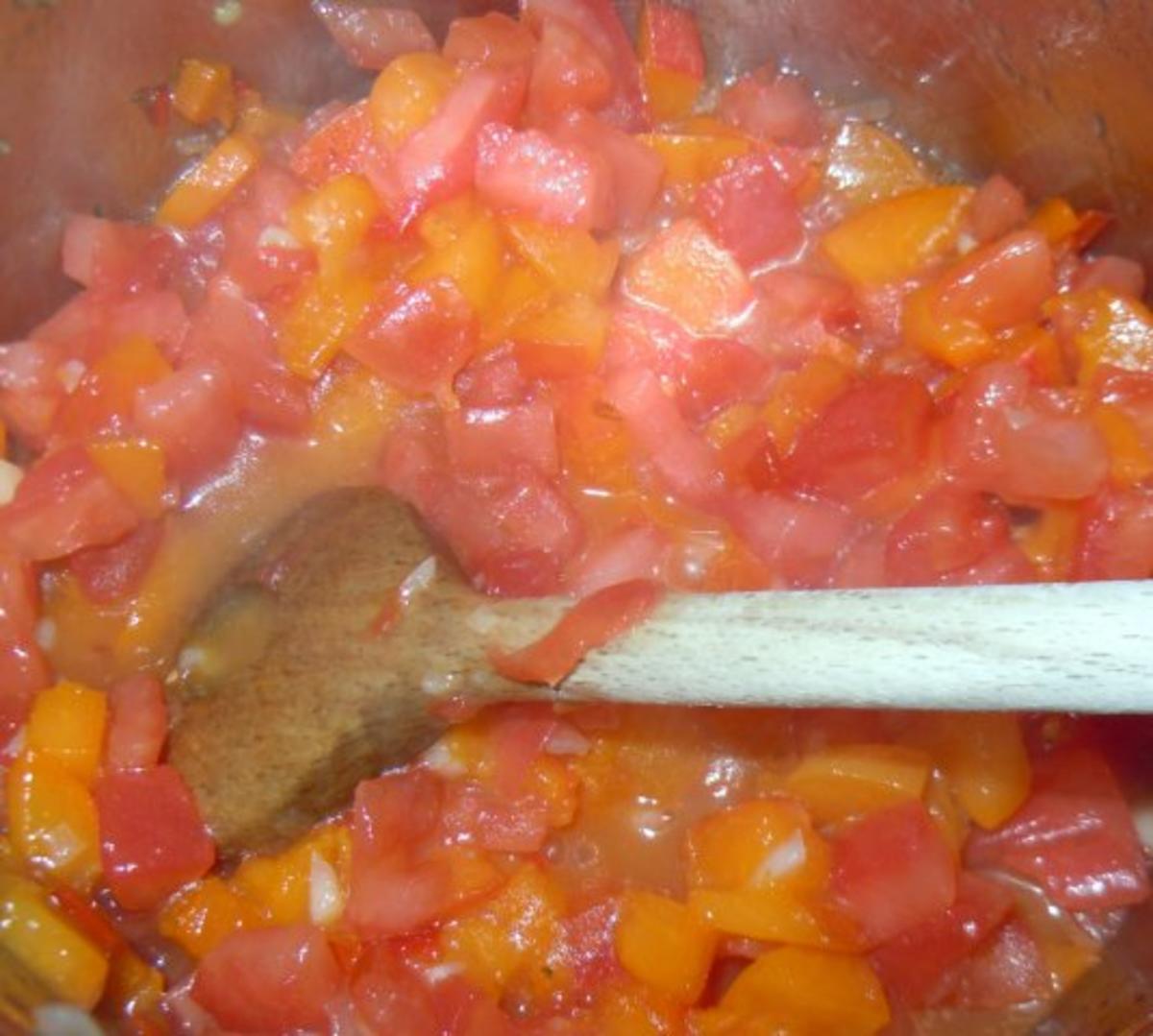 Hackbällchen auf scharfer Aprikosen-Tomatensauce mit Rosmarinkartoffeln - Rezept - Bild Nr. 6