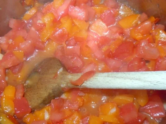 Hackbällchen auf scharfer Aprikosen-Tomatensauce mit Rosmarinkartoffeln - Rezept - Bild Nr. 6