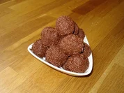 Selbstgemachte Rumkugeln - Rezept