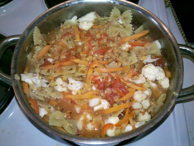 Eintopf: Pikanter bunter Nudeleintopf! - Rezept - Bild Nr. 3