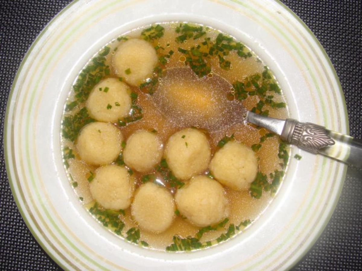 Suppe: -Geröstete Maisgrießmurmelsuppe- - Rezept