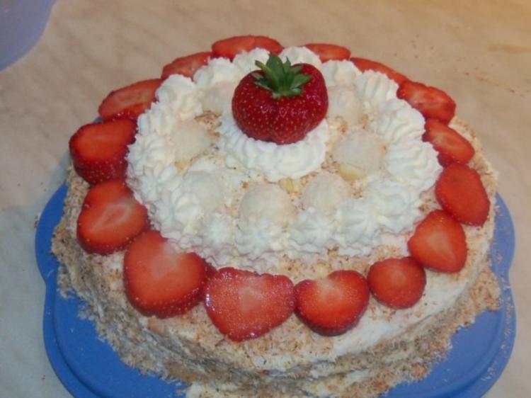 Raffaello-Erdbeer Torte - Rezept mit Bild - kochbar.de