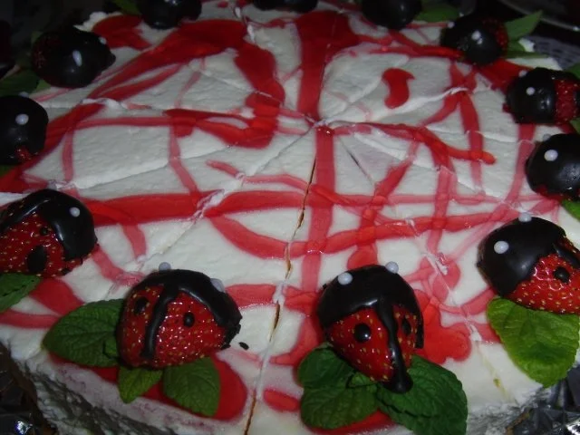 ERDBEER - FRISCHKÄSE - TORTE - Rezept - Bild Nr. 2