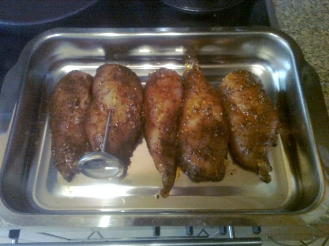 Hähnchenbrust auf Brot - Tomatensalat - Rezept - Bild Nr. 2