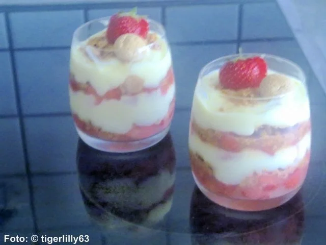 Erdbeer-Amaretto-Becher - Rezept - Bild Nr. 2