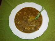 Würziges Rehgulasch mit Madeira - Rezept