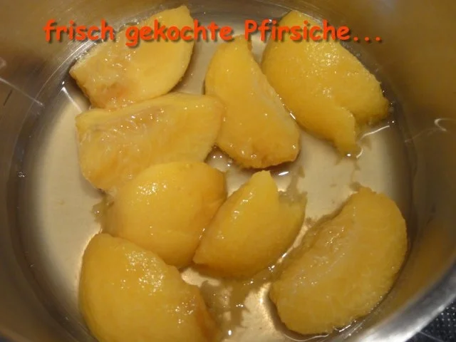 Rezept: KuchenZwerg: PFIRSICH - MOUSSE - TORTE Bild Nr. 4 KuchenZwerg: PFIRSICH - MOUSSE - TORTE - Rezept - Bild Nr. 4