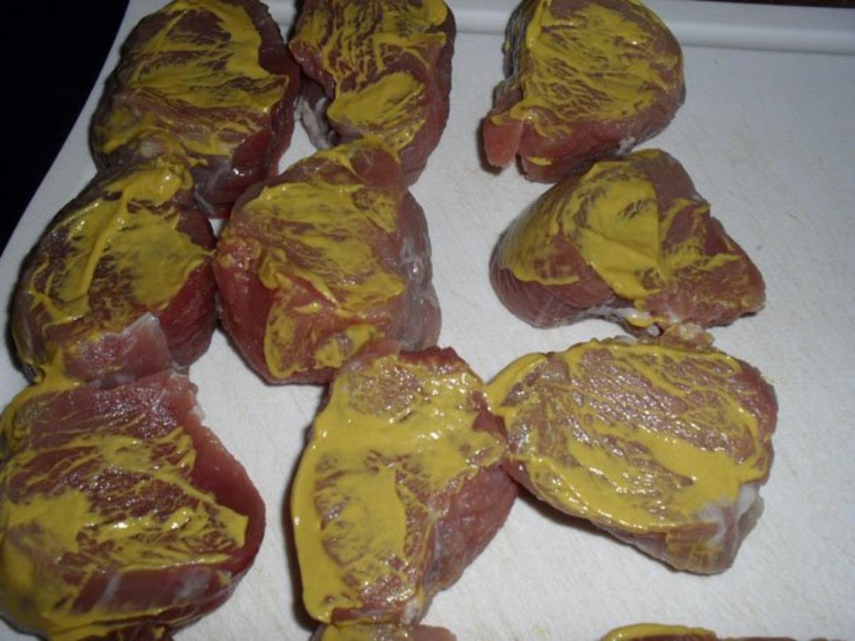 Schweinefilet mit Käsesoße und Röstzwiebeln - Rezept - Bild Nr. 3