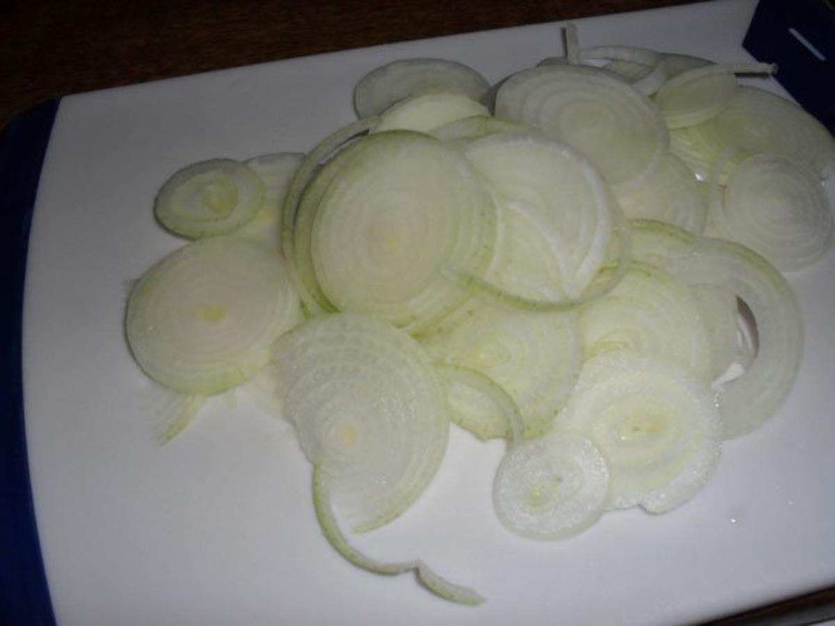 Schweinefilet mit Käsesoße und Röstzwiebeln - Rezept - kochbar.de Schweinefilet mit Käsesoße und Röstzwiebeln - Rezept - kochbar.de