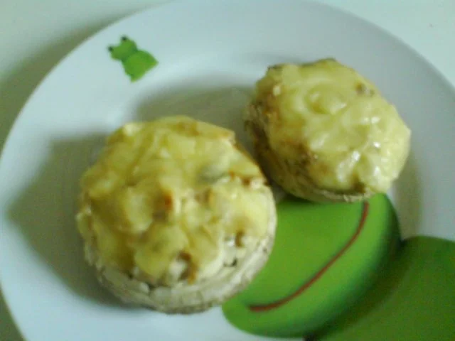 Vegetarisch gefüllte Riesenchampignon's - Rezept