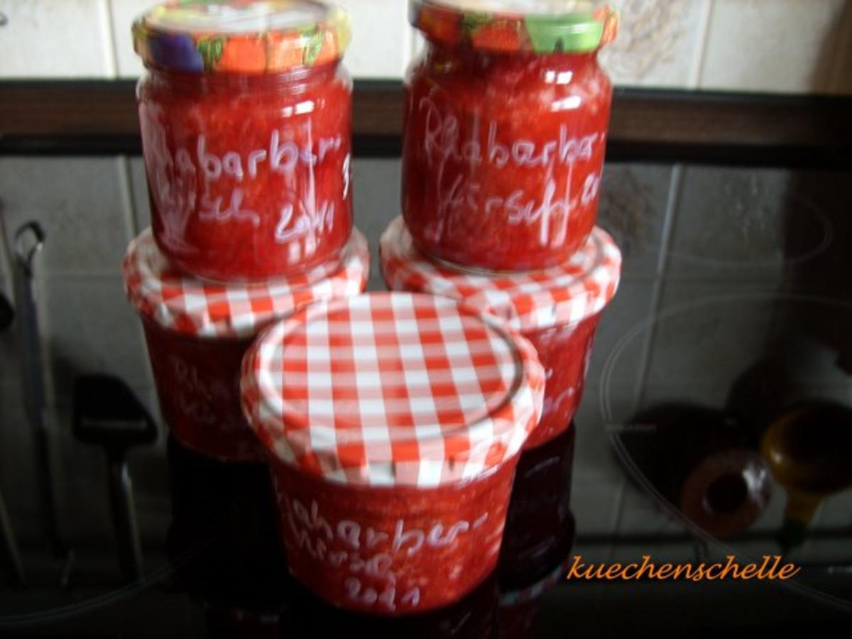 Konfitüre & Co: Kirsch-Rhabarber-Konfitüre mit einem Hauch von Erdbeere - Rezept