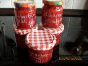 Konfitüre & Co: Kirsch-Rhabarber-Konfitüre mit einem Hauch von Erdbeere - Rezept