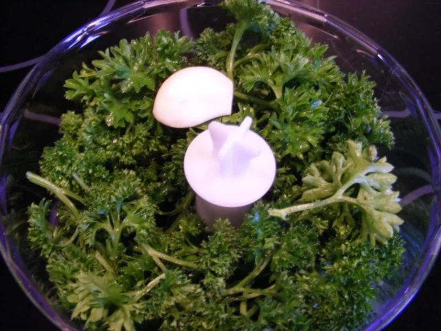 Petersilien-Erdnuß Pesto - Rezept - Bild Nr. 2