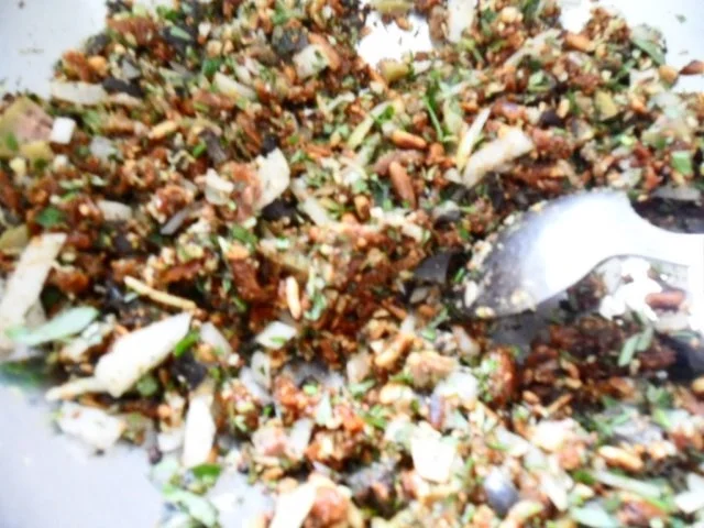 Rezept: Salbeiblätter vegetarisch gefüllt Bild Nr. 7 Salbeiblätter vegetarisch gefüllt - Rezept - Bild Nr. 7