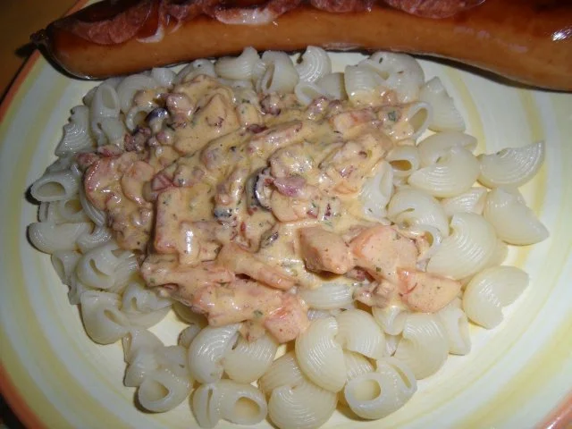 Rezept: Nudeln mit cremiger Karotten-Speck-Sauce Bild Nr. 9 Nudeln mit cremiger Karotten-Speck-Sauce - Rezept - Bild Nr. 9