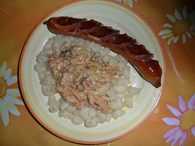 Rezept: Nudeln mit cremiger Karotten-Speck-Sauce Bild Nr. 10 Nudeln mit cremiger Karotten-Speck-Sauce - Rezept - Bild Nr. 10