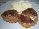 Fleischpflanzerl mit Obatzdafüllung - Rezept