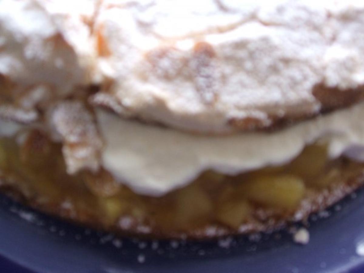 Apfel-Baiser-Torte   die schmeckt nach Sommer, - Rezept - Bild Nr. 2