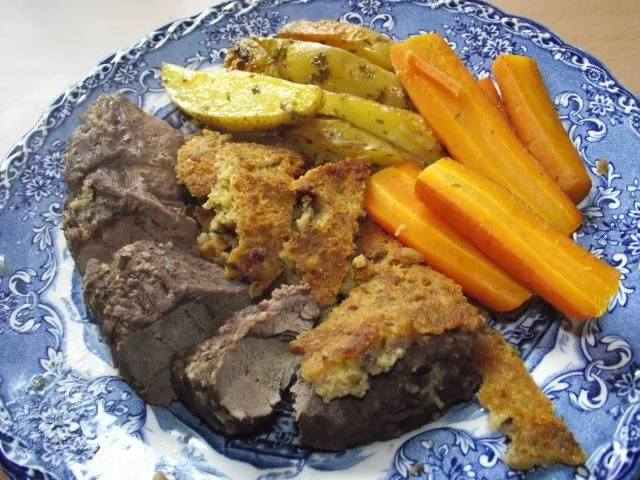 Rezept: Hauptgericht / Wildrezept: Rehrücken mit Senfkruste Hauptgericht / Wildrezept: Rehrücken mit Senfkruste - Rezept