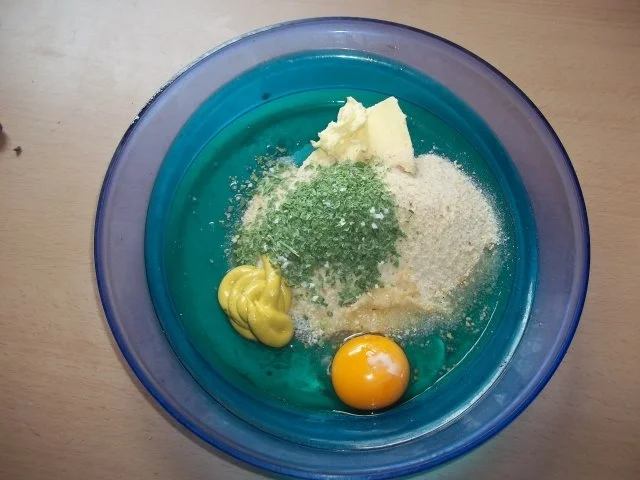 Rezept: Hauptgericht / Wildrezept: Rehrücken mit Senfkruste Bild Nr. 3 Hauptgericht / Wildrezept: Rehrücken mit Senfkruste - Rezept - Bild Nr. 3