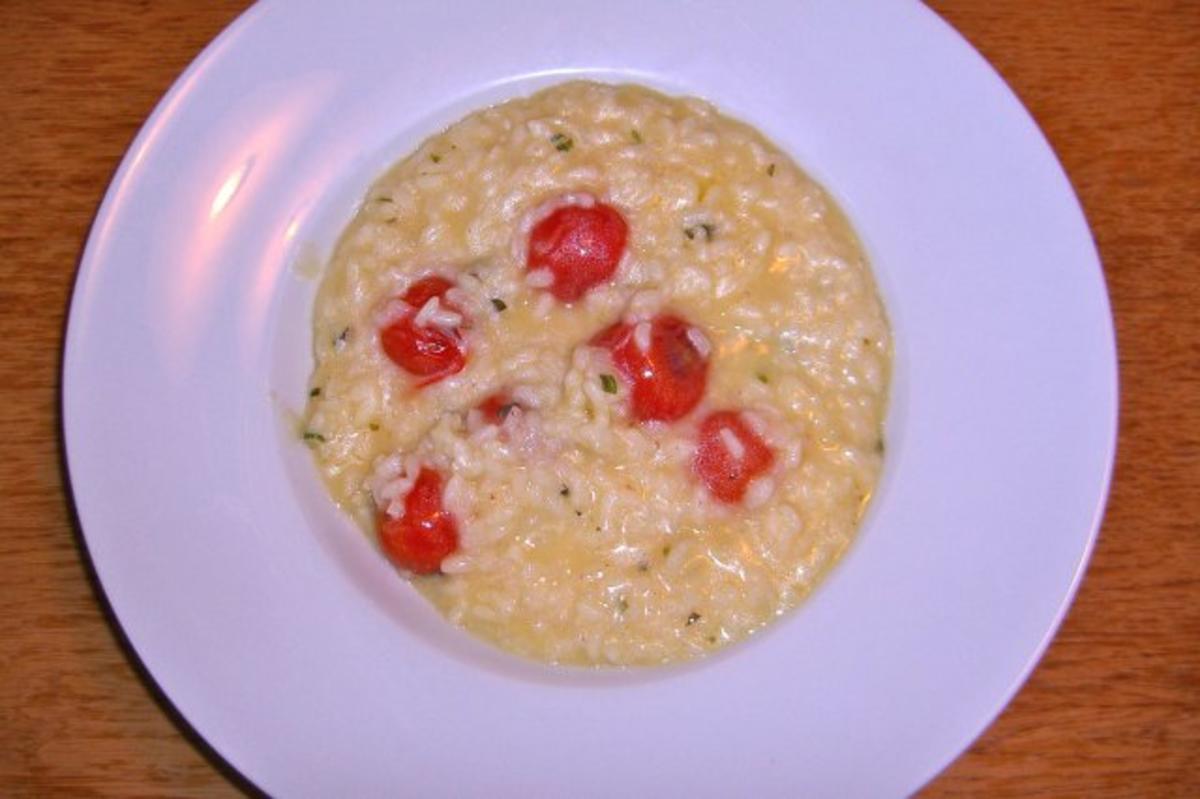 Bilder für Tomatenrisotto mit Cocktailtomaten und Olivenöl Rezept