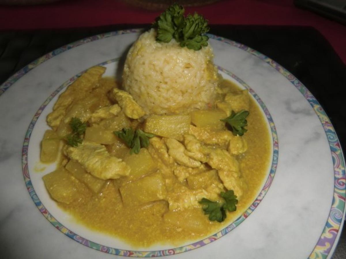 Bilder für Puten-Curry-Geschnetzeltes asiatisch an Basmatireis - Rezept