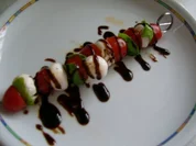 Minitomate trifft Minimozzarella - Rezept