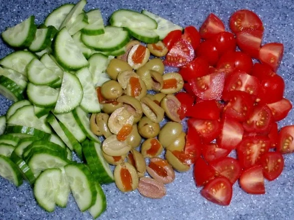 Seelachsfilet auf buntem Rapunzelsalat - Rezept - Bild Nr. 4