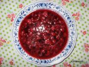 Kirschsuppe mit "Froschaugen" - Rezept