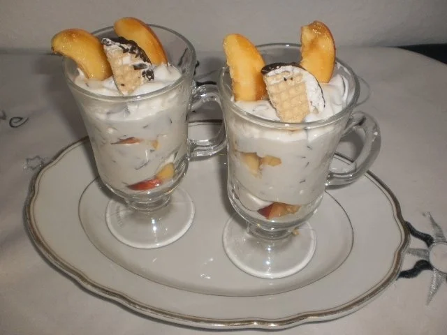 Rezept: Süße Küsse mit Nektarinen Süße Küsse mit Nektarinen - Rezept