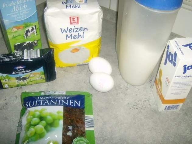 Rezept: Rosinenhefekuchen ala Muttl auf Vorrat Bild Nr. 2 Rosinenhefekuchen ala Muttl auf Vorrat - Rezept - Bild Nr. 2