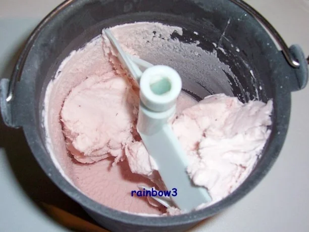 Dessert: Erdbeer-Blitzeis - Rezept - Bild Nr. 3