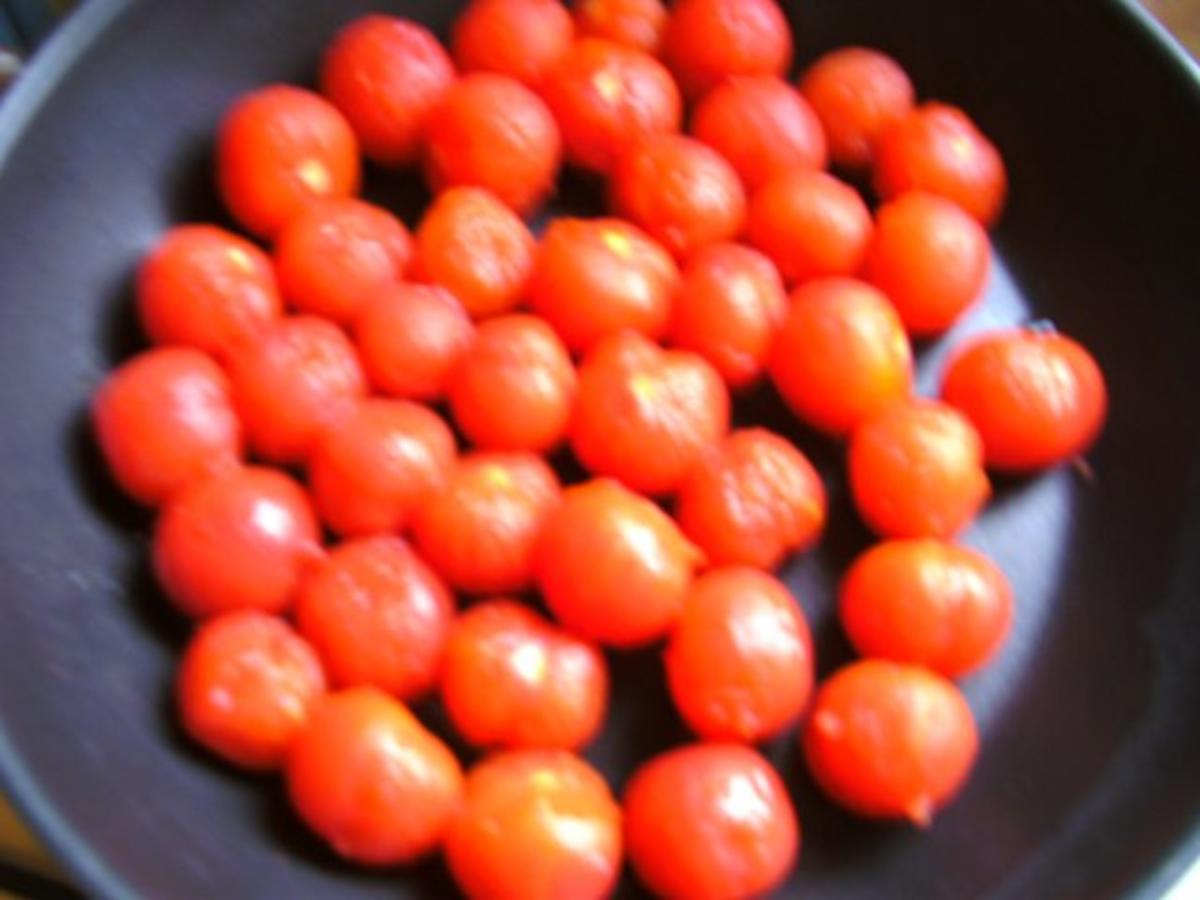 Tomaten-Zwiebel Pfanne - Rezept