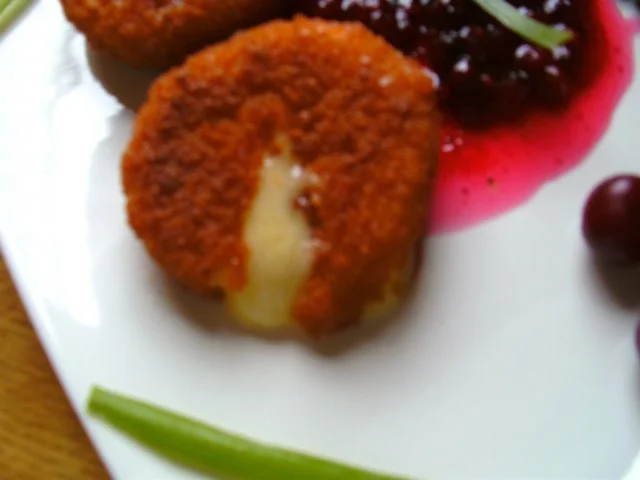 Panierter Camembert.. mit Johannesbeeren.. - Rezept - Bild Nr. 5
