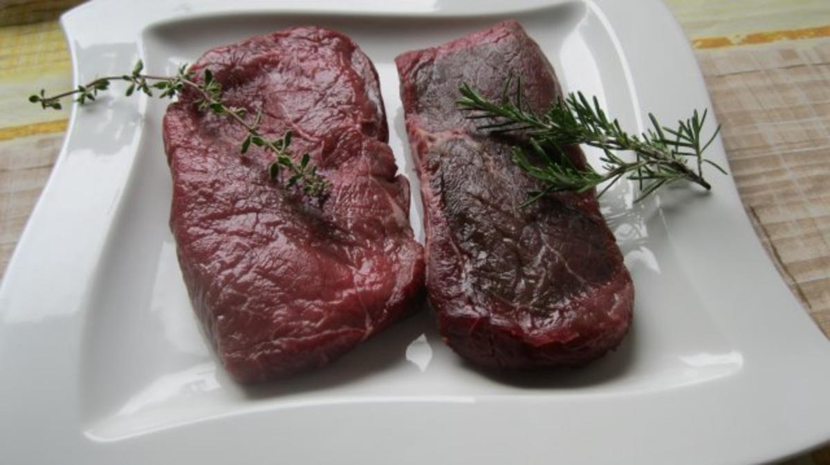 Steak, sanft gegart mit Zitronen-Kräuterbutter - Rezept - Bild Nr. 2