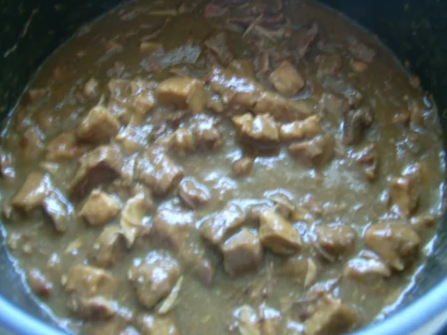 Rezept: Oma´s Gulasch Bild Nr. 2 Oma´s Gulasch - Rezept - Bild Nr. 2