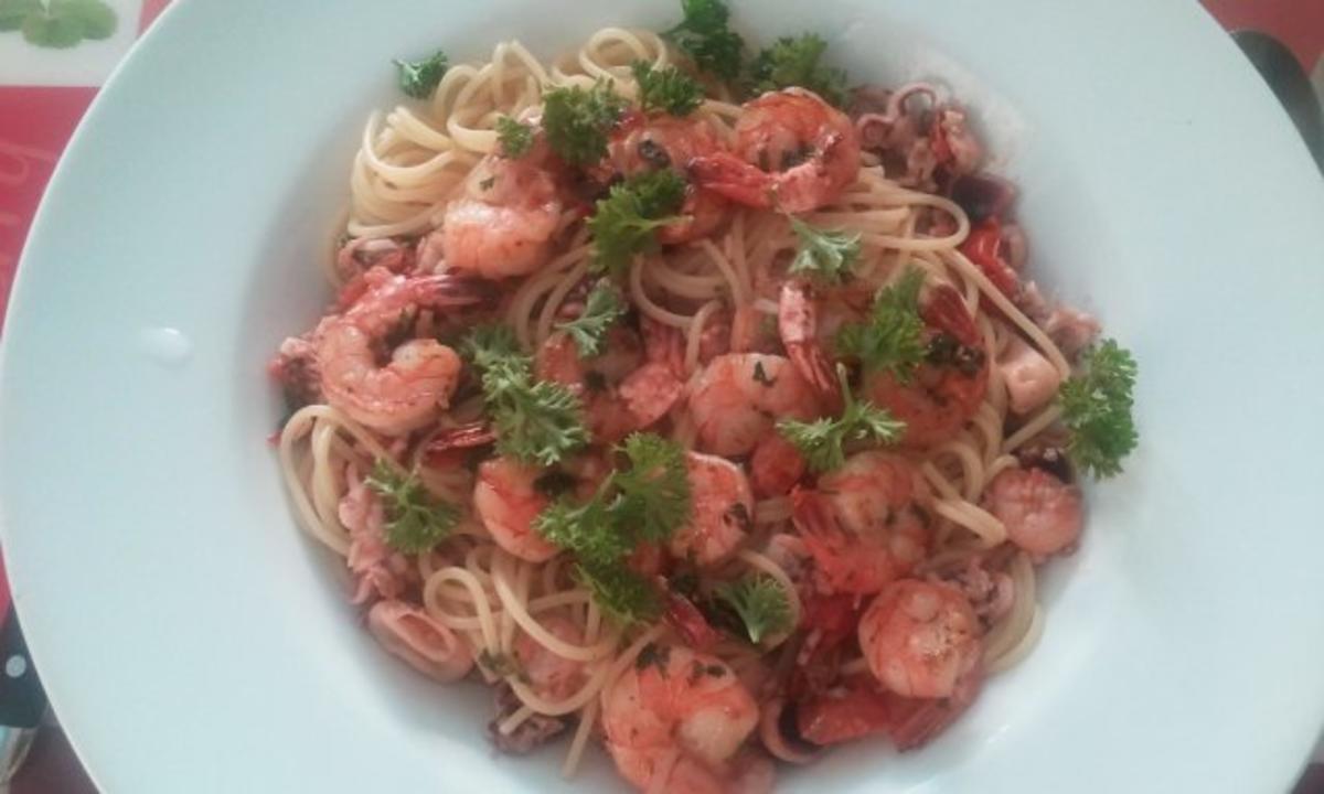 Bilder für Spaghetti Frutti de Mare con gamberi le erbe - Rezept